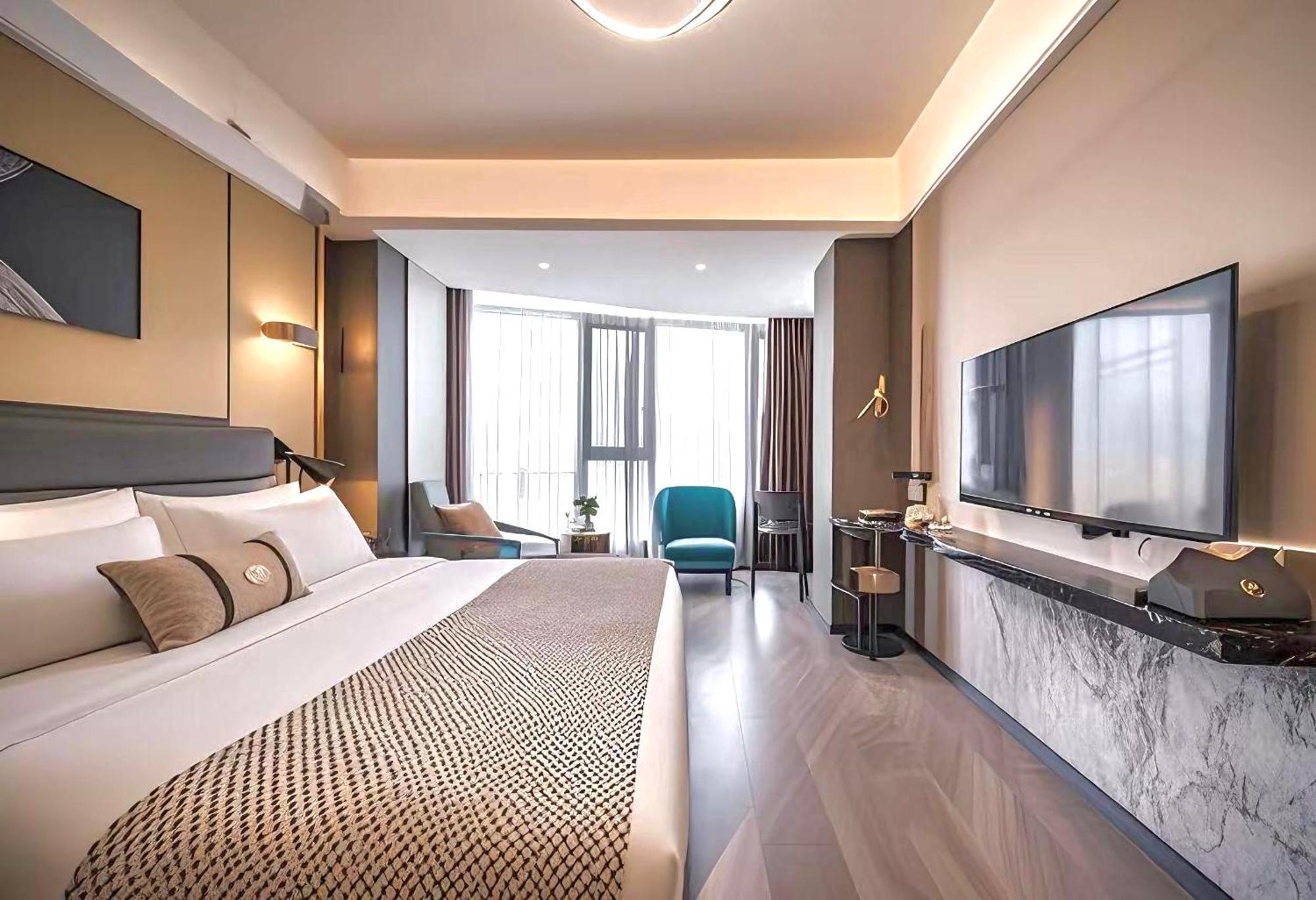 Yun Jin City View Hotel - Guangzhou Taikoo Hui Zhujiang New Town Tianhe Sports Center Exterior foto